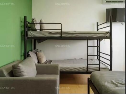 Sala Palatului, vanzare 2 spatii cazare AirBnb si Booking.
